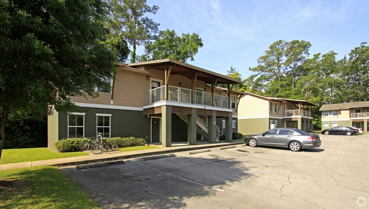 Building Photo - Avalon Apartments