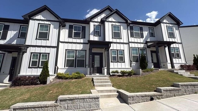 Building Photo - 145 Star Ct