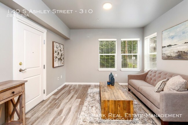 Building Photo - 140 S Ashley St