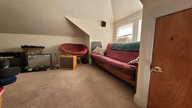 3rd floor bonus room - 21 Lafayette St