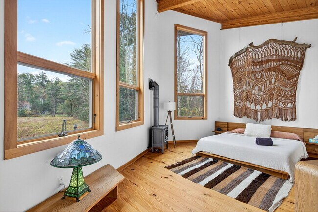 Foto del edificio - 106 Mountain Laurel Ln