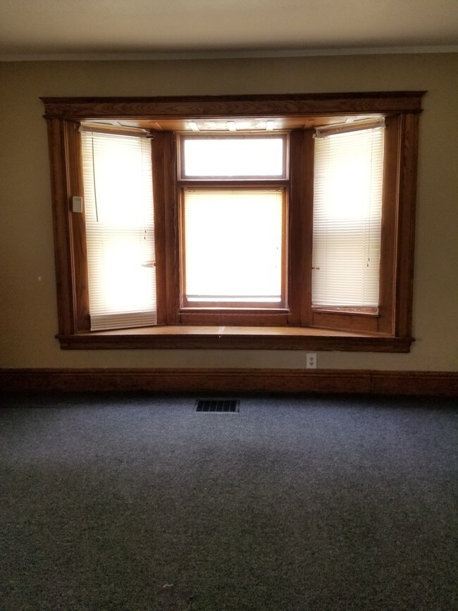 Building Photo - 9 Englert St