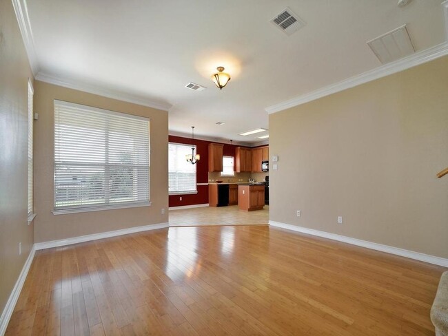 Building Photo - 11413 Dog Leg Dr
