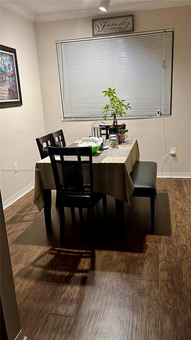 Foto del edificio - 140 SW 117th Ave