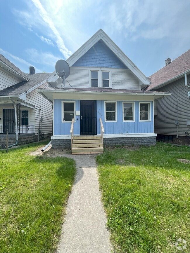 Building Photo - 3103 Cottage Ave
