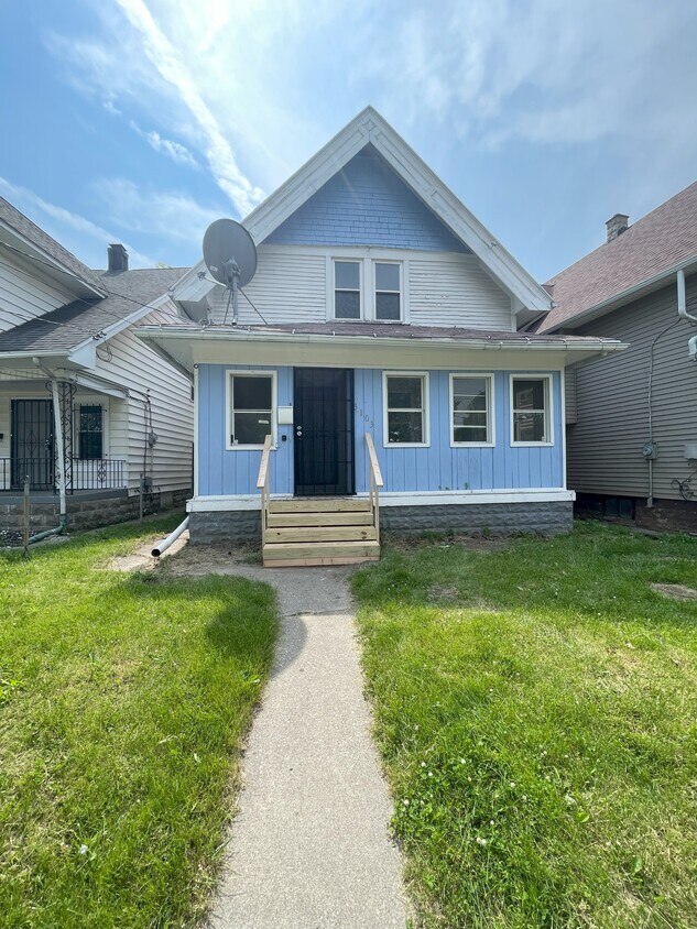 Foto principal - 3103 Cottage Ave