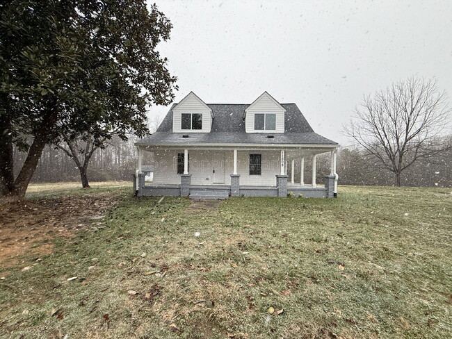 Building Photo - 11508 Catharpin Rd