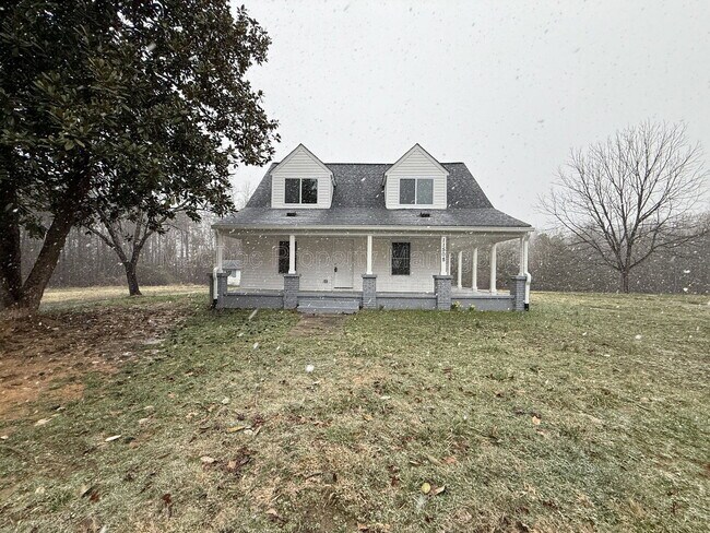 Foto del edificio - 11508 Catharpin Rd