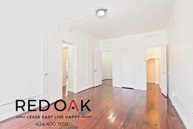 Foto del edificio - 854 S Oxford Ave