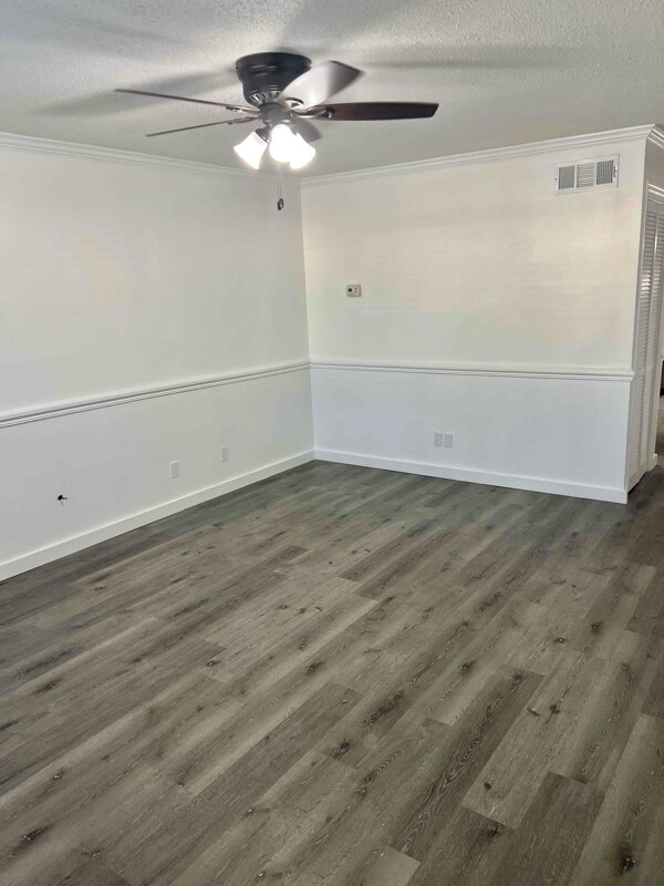 Building Photo - 2505 Redwood Ct