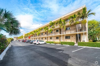 Building Photo - 3605 S Ocean Blvd