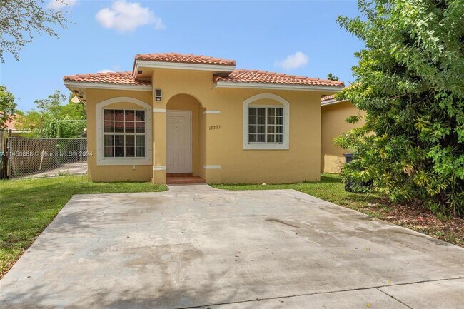 Building Photo - 12233 SW 214 Ln