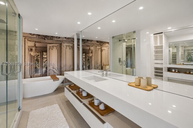 Foto del edificio - 155 Ocean Ln Dr