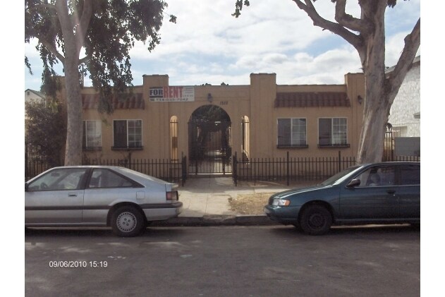 Building Photo - 1515-1517 N Stanton Pl