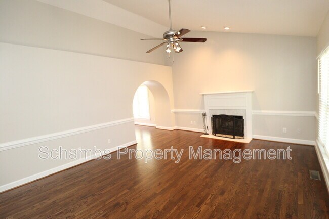 Building Photo - 2002 Keokuk Ct