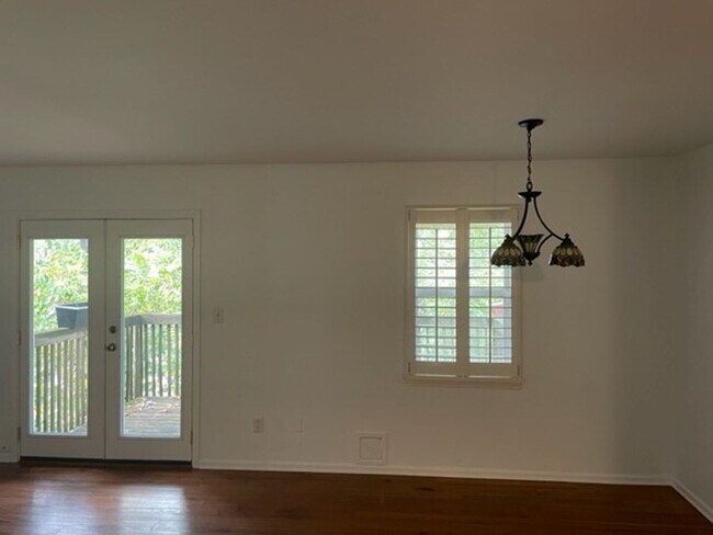 Building Photo - Vestavia Condominium for Rent