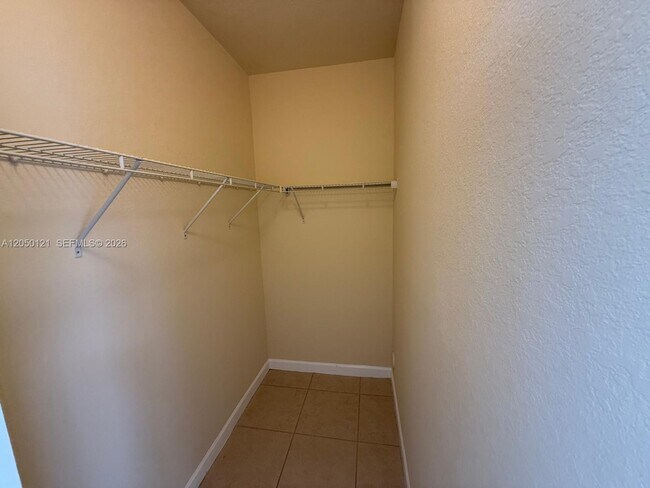 Foto del edificio - 17021 SW 96th St