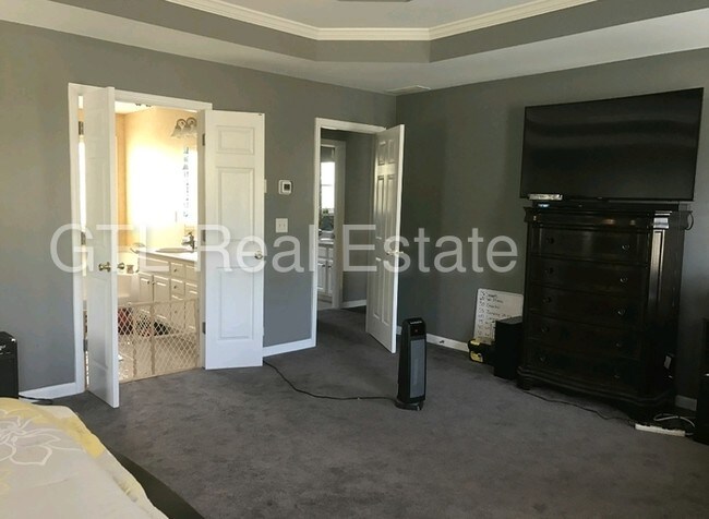 Foto del edificio - 580 Magnolia Dr