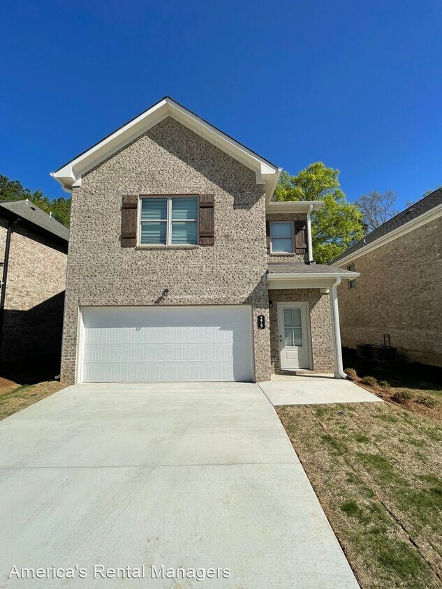 4 br, 2.5 bath House 279 Shiloh Creek Drive House Rental in Calera