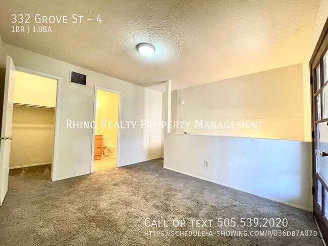 Building Photo - 1/2 Off First Months Rent! Two-Story 1 Bed...