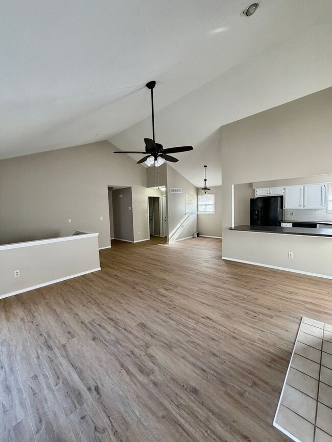 Foto del edificio - Andover Twin Home!