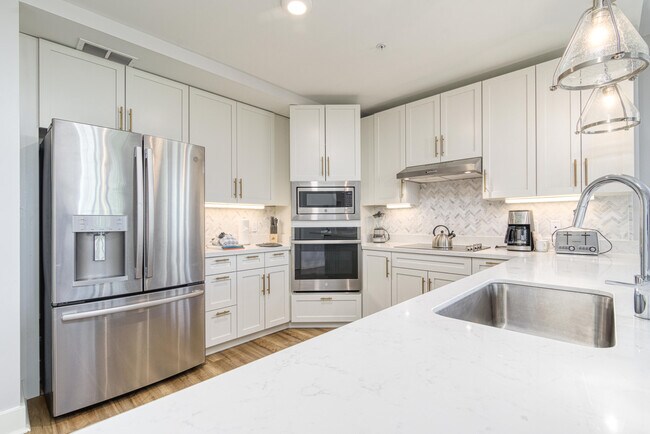 Foto del edificio - 9000 Heron Walk Dr