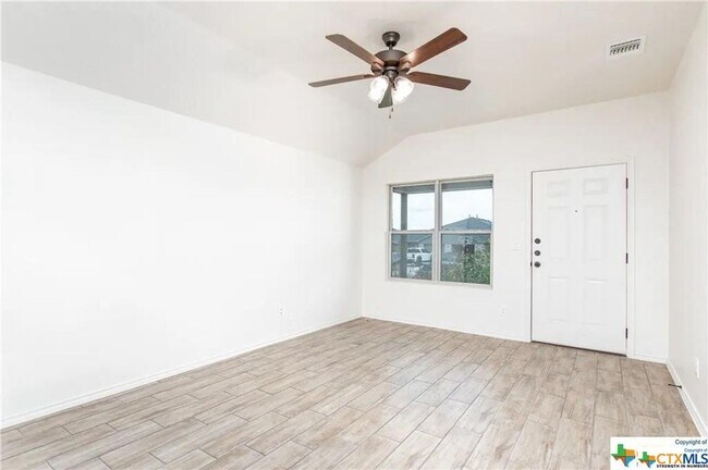 Building Photo - 2409 Alterman Dr