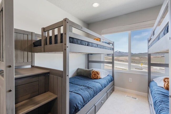 Foto del edificio - 6727 Purple Poppy Ln