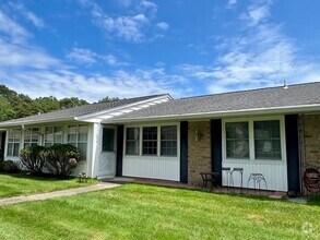 Building Photo - 369 Woodbridge Dr
