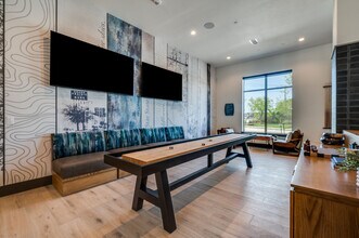 Building Photo - Jefferson Lakehaven