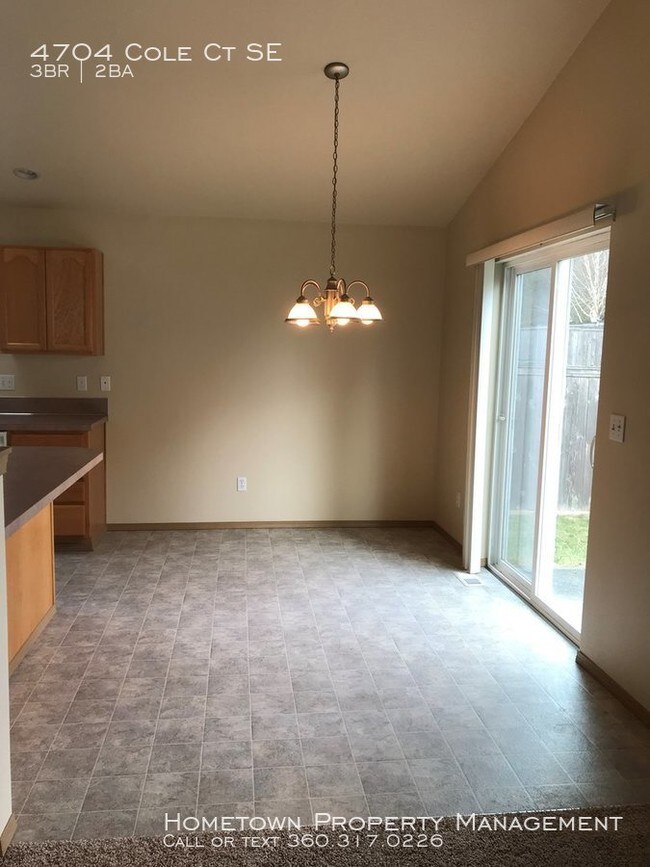 Foto del edificio - Spacious 3 Bedroom Rambler!