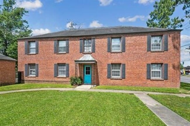 Building Photo - 4236 Perkins Rd