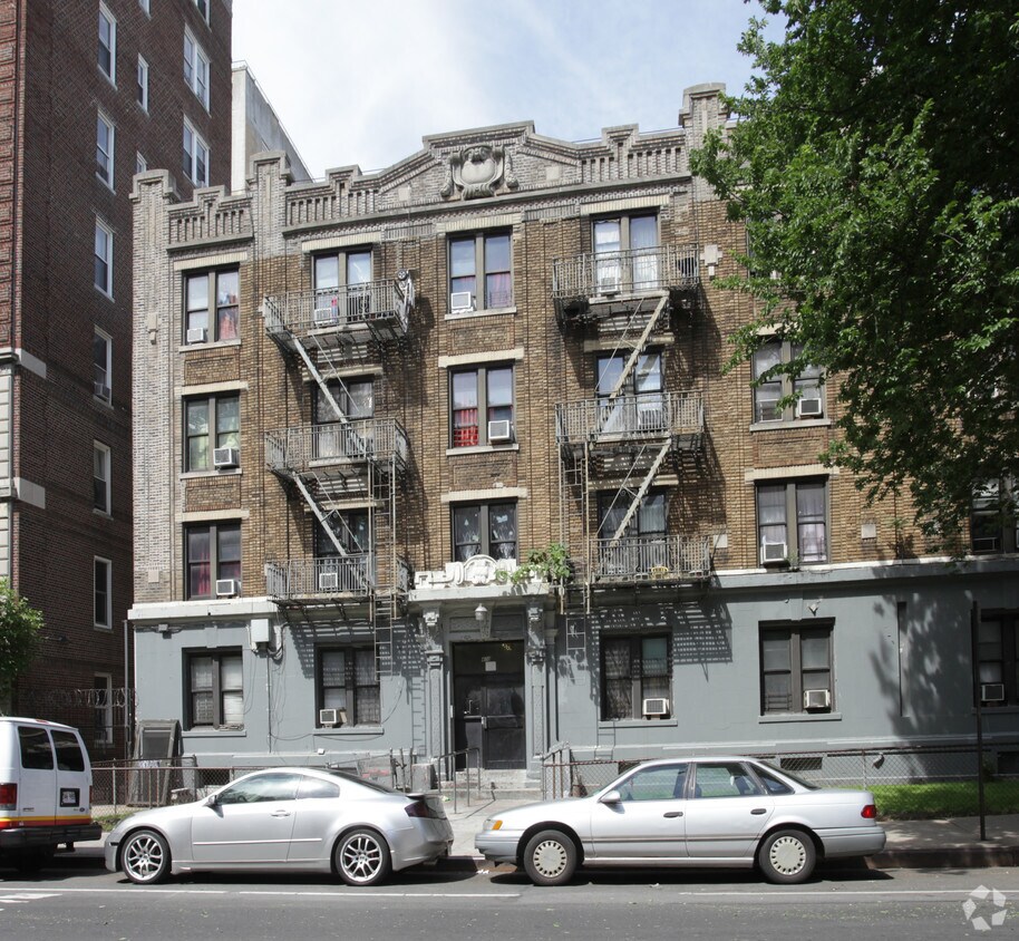 410 - 412 Ocean Ave - 410-412 Ocean Ave