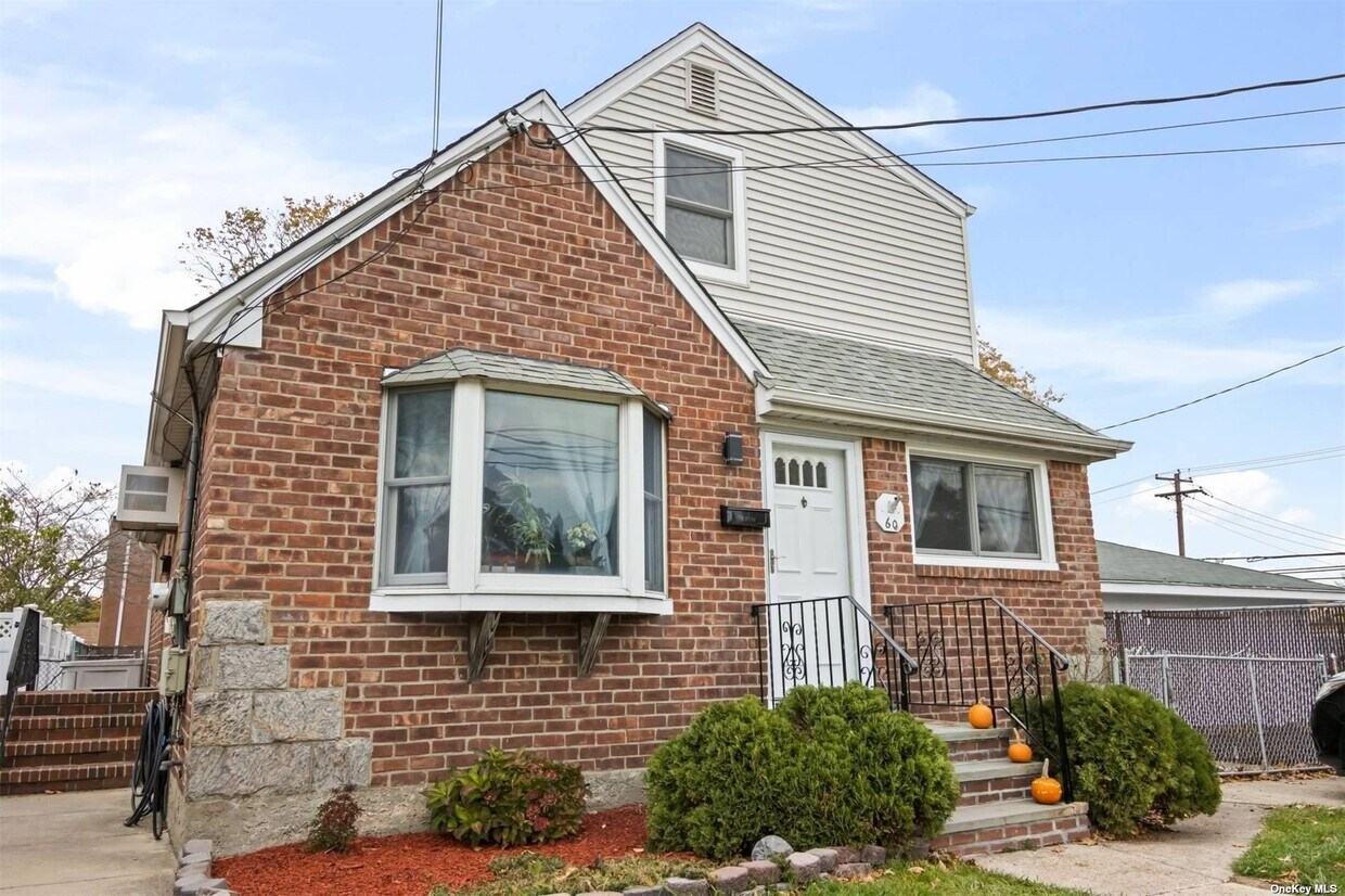 Foto principal - 60 Sheridan Ave