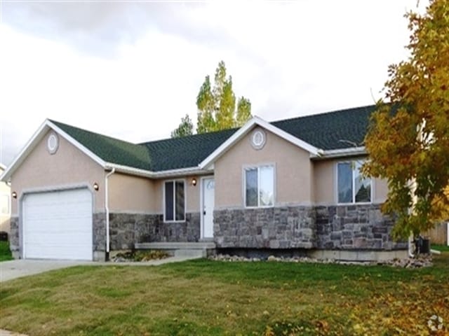 Building Photo - 105 W 1200 S