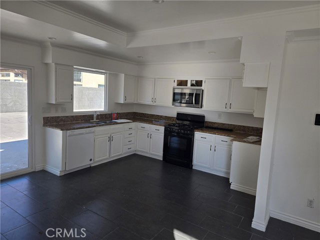 Foto del edificio - 2111 W Ave P8