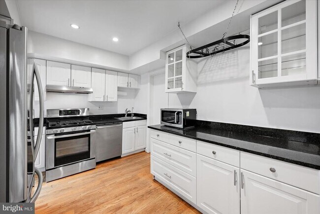Foto del edificio - 2120 Florida Ave NW