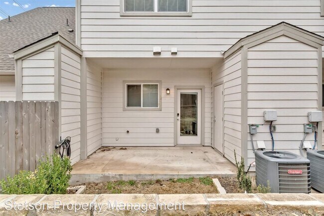 Building Photo - 2 br, 2.5 bath House - 12145 Abbey Glen Ln