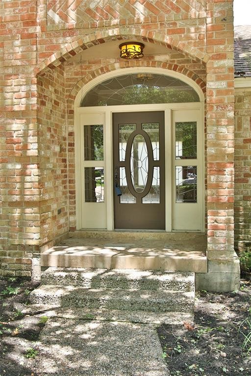 Building Photo - 1922 Grand Valley Dr