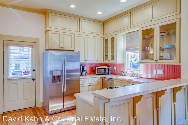 Foto del edificio - 3 br, 3 bath House - 7 Bungalow Court
