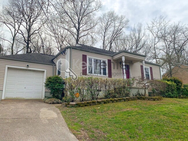 Photo - 1410 Elm Street House