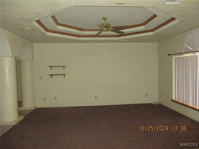 Building Photo - 5967 S Mountain Vw Rd