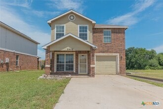 Building Photo - 2406 Waterfall Dr