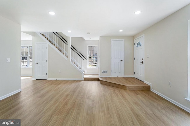 Building Photo - 13853 Crosstie Dr