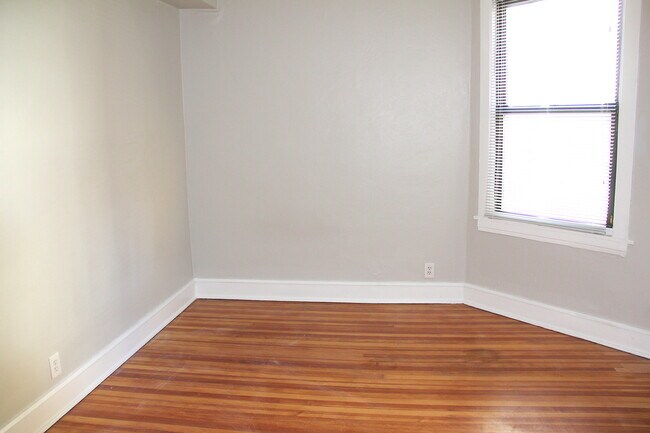 Foto del edificio - 3511 N Clark St
