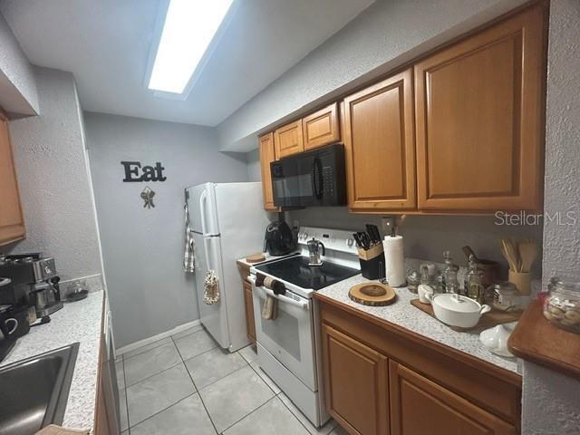 Foto del edificio - 1212 Pilgrim Ave