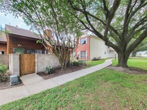 Building Photo - 3020 Windchase Blvd