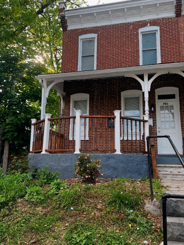 Primary Photo - 701 N Jackson St