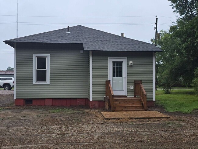 Foto del edificio - ADORABLE BUNGALOW IN SUSSEX COUNTY