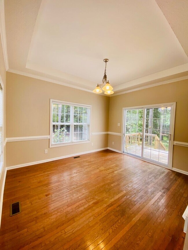 Foto del edificio - 172 Lakeforest Trail